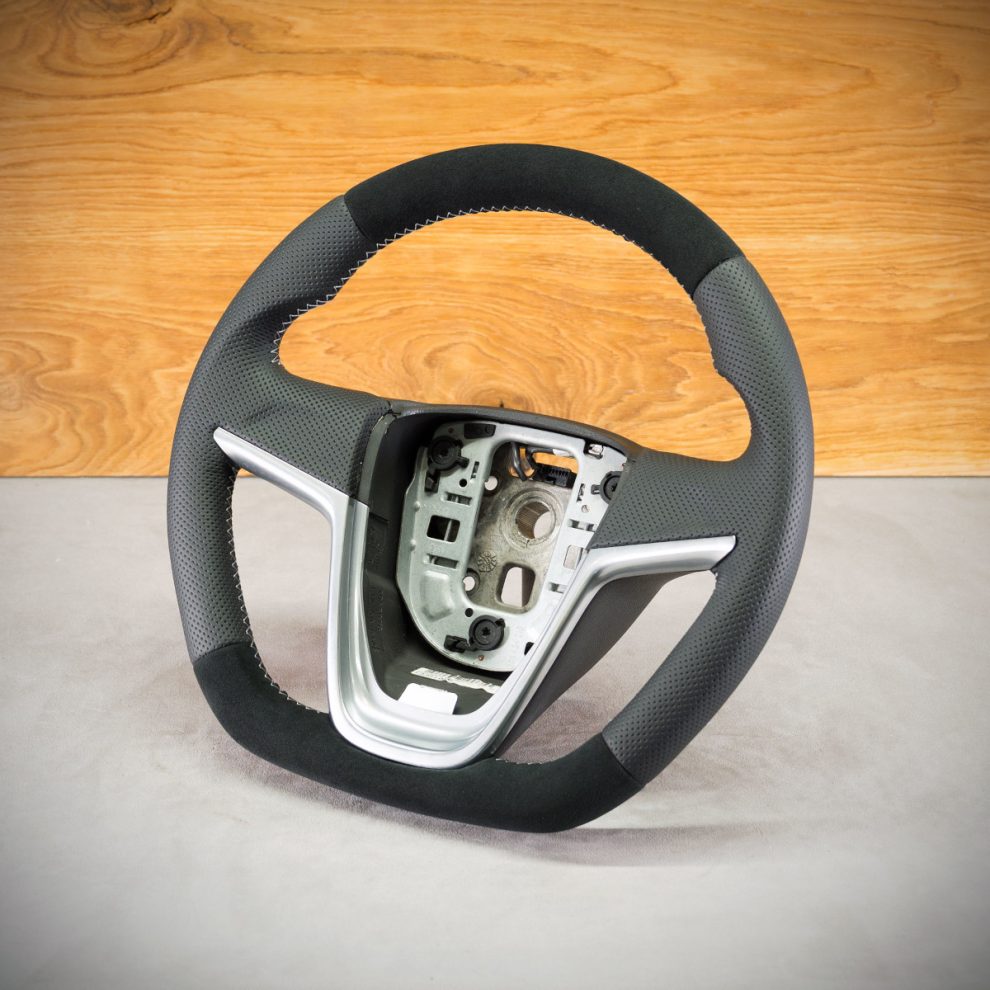 Opel Astra J Custom steering wheel