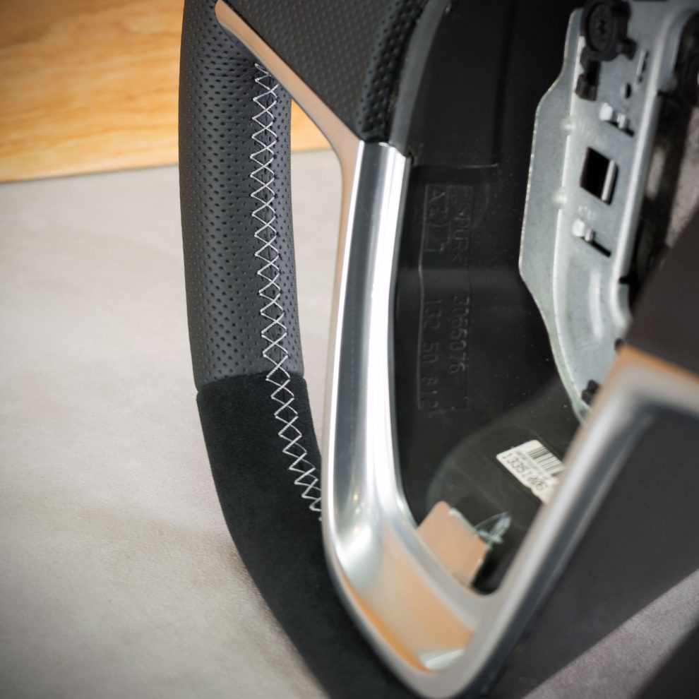 Opel Astra J Custom steering wheel