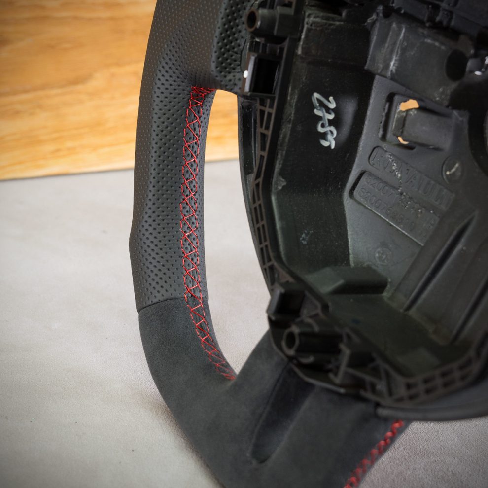 Renault Twingo II RS Custom steering wheel
