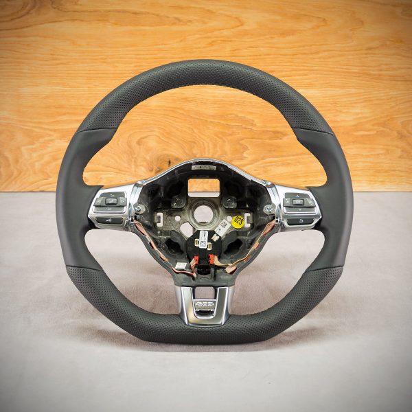 Volkswagen Multivan steering wheel after upholstery Volkswagen Multivan steering wheel after upholstery