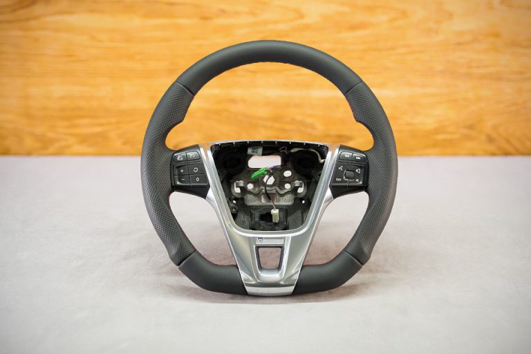 Volvo V40 Custom steering wheel