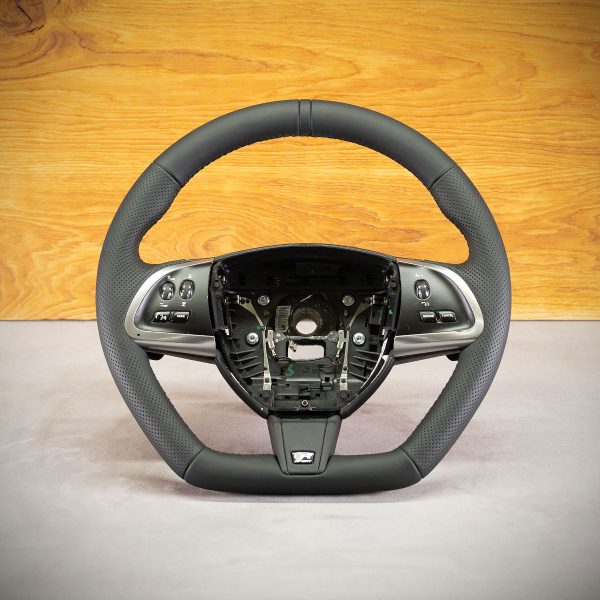 Jaguar XF X250 steering wheel after modification Jaguar XF X250 steering wheel after modification