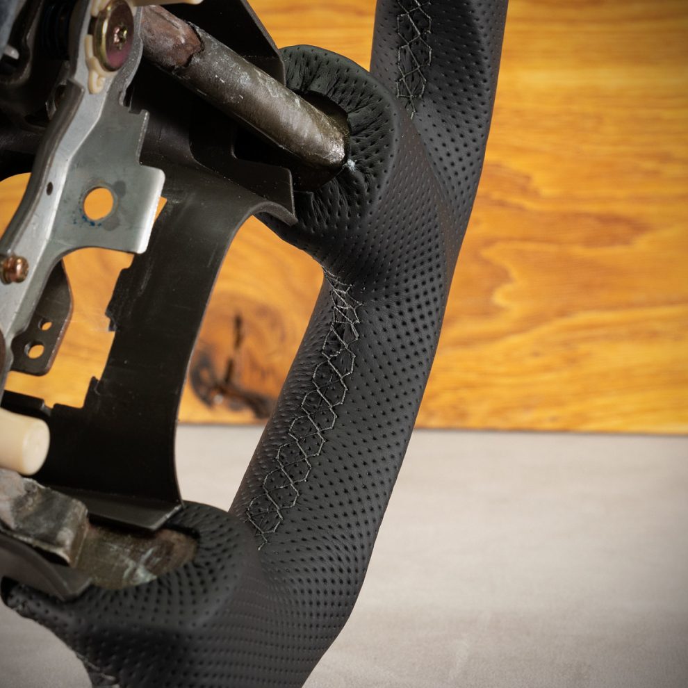 Nissan Patrol Custom steering wheel