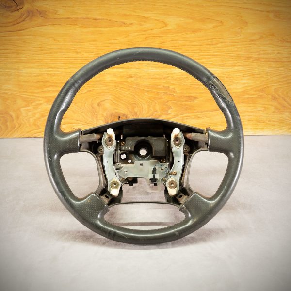 Nissan Patrol steering wheel before modification Nissan Patrol steering wheel before modification