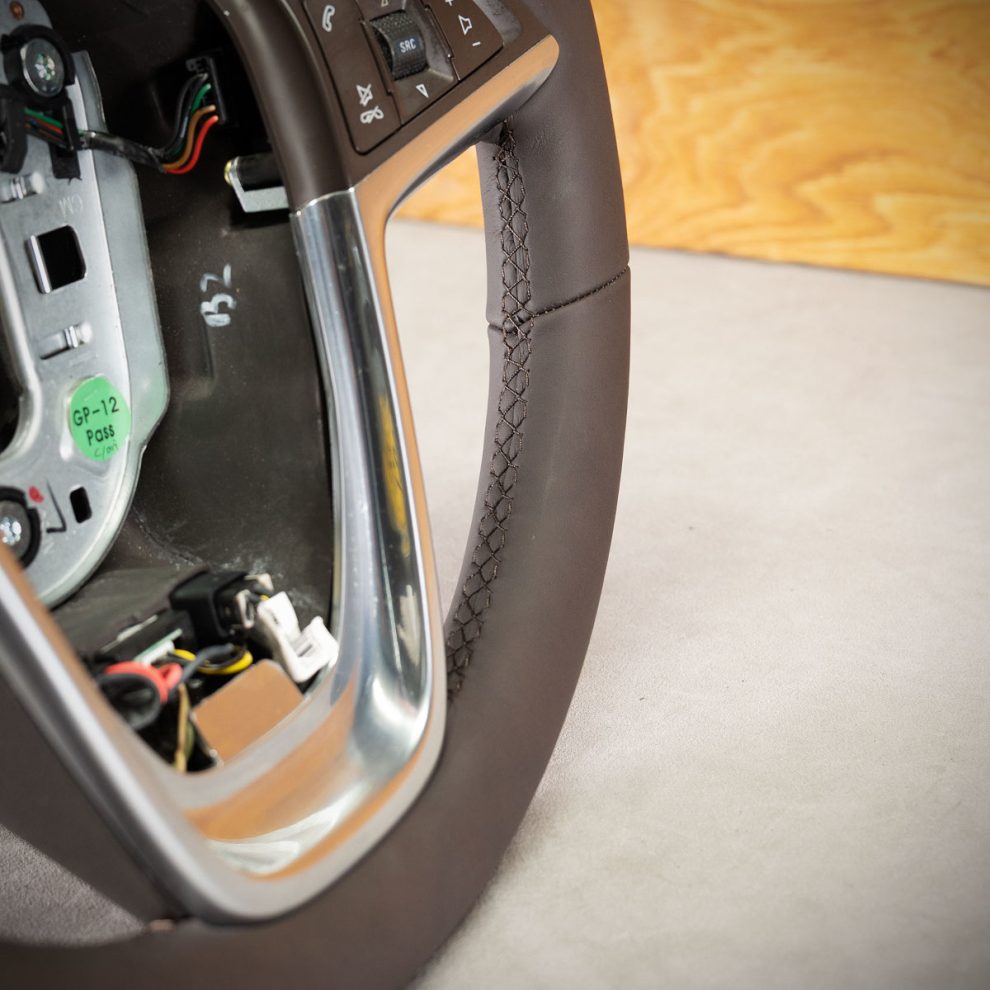 Opel Mokka Custom steering wheel