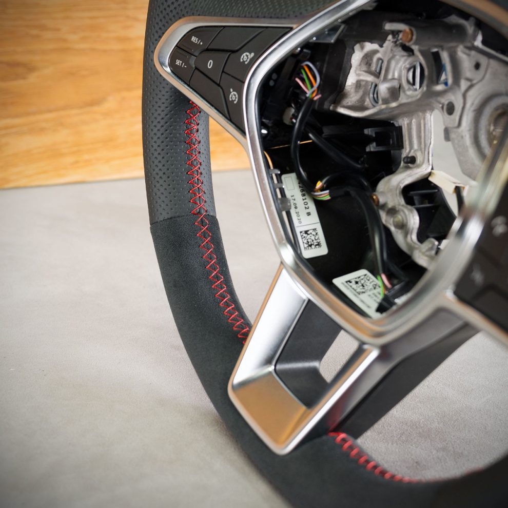 Renault Captur II Custom steering wheel