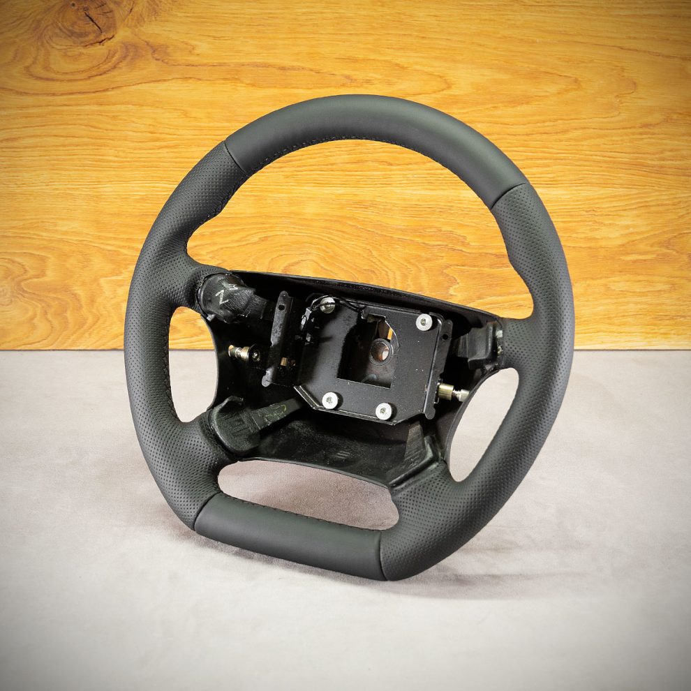 Saab 9000 Custom steering wheel