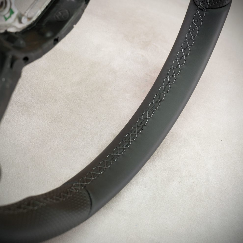 Volkswagen Arteon Custom steering wheel