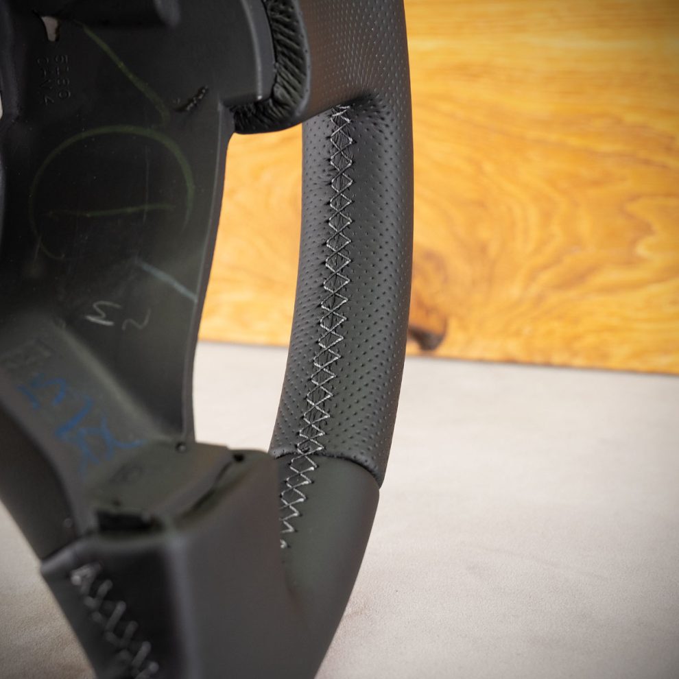 Volkswagen Jetta Custom steering wheel