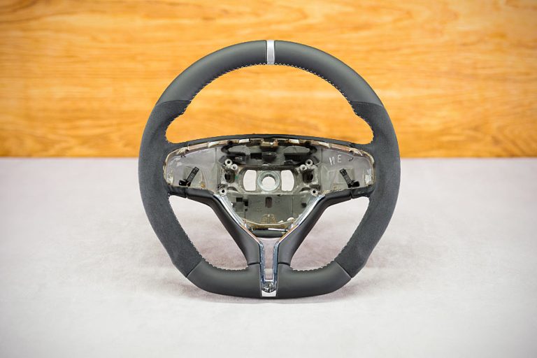 Maserati Levante Custom steering wheel