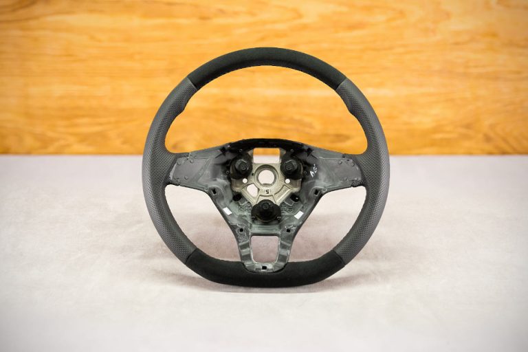 Volkswagen Caddy Custom steering wheel