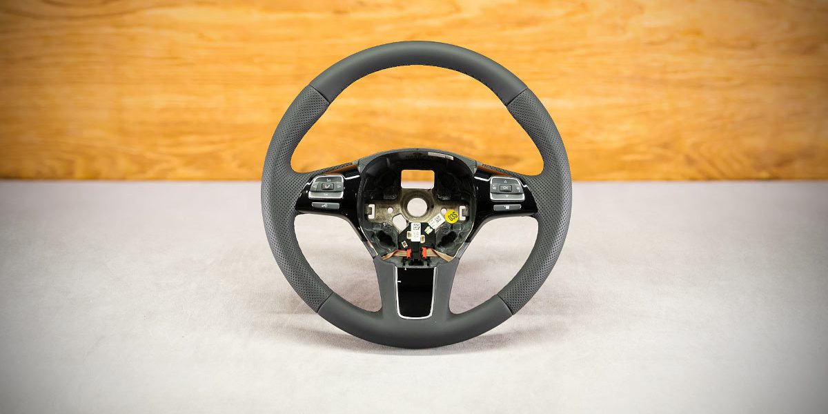 Volkswagen Touareg Custom steering wheel Volkswagen Touareg Custom steering wheel