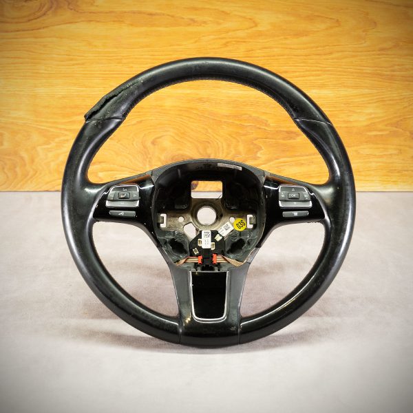 Volkswagen Touareg steering wheel before upholstery Volkswagen Touareg steering wheel before upholstery