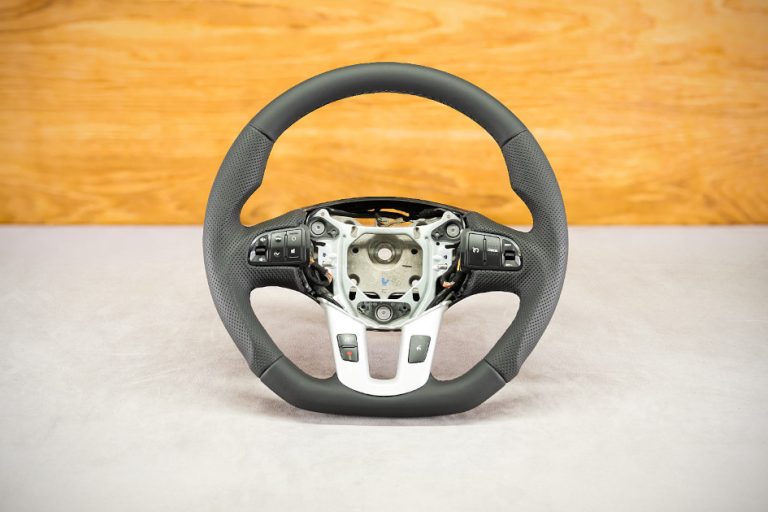 Kia Sportage III Custom steering wheel
