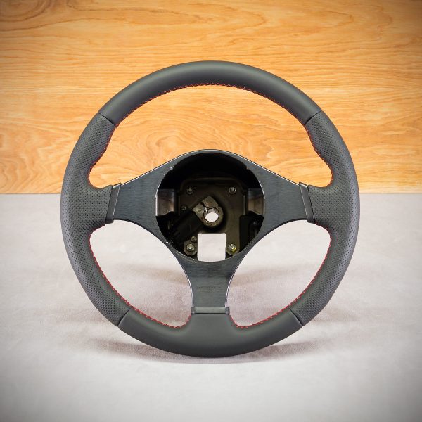 Mitsubishi Lancer (Momo) steering wheel after upholstery