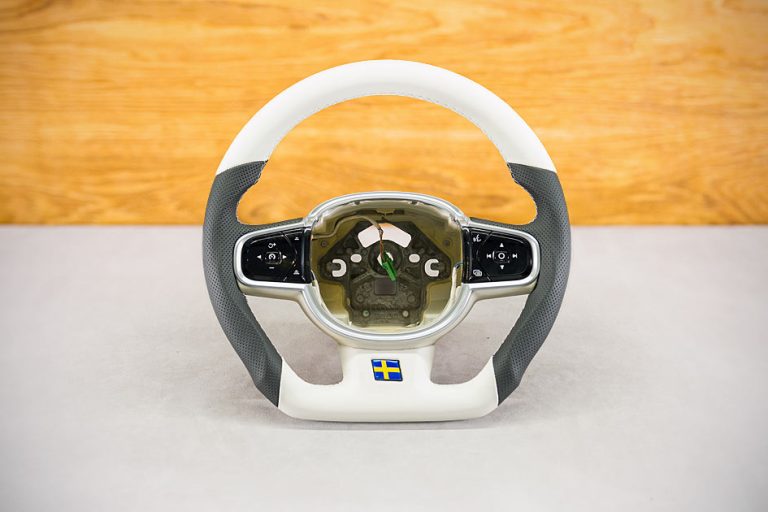 Volvo V90 Custom steering wheel